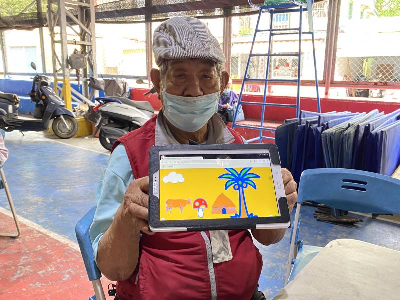 「Auto Draw」是一個很神奇的繪圖工具，讓每個學員變成了一位藝術家。