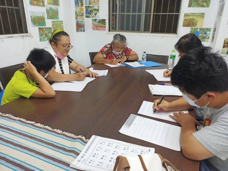 學習泰雅語讓學員們能更深入地了解了泰雅族的文化和歷史.