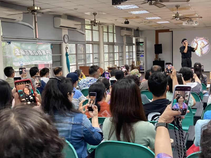 手機攝影的奧妙-封面照