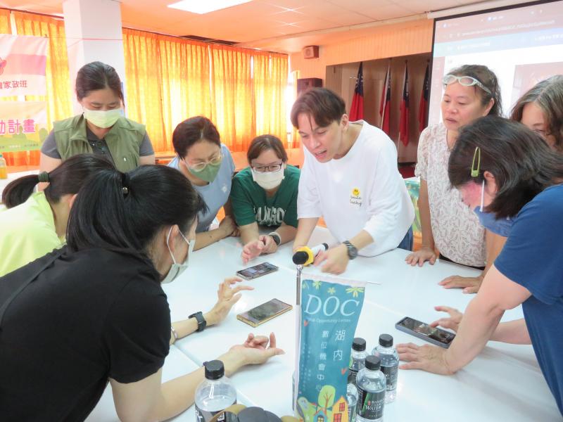 講師用心的教學學員們