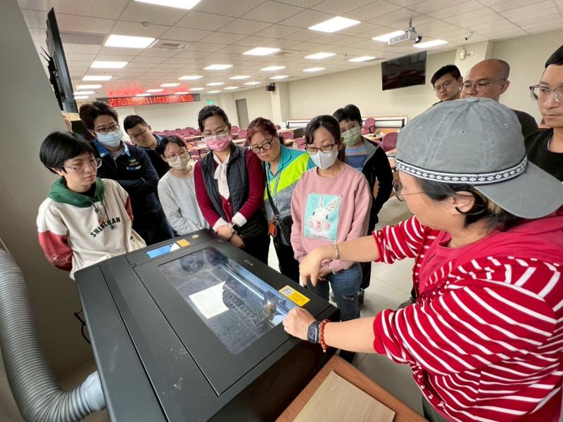 數位生活人才培訓B班-封面照