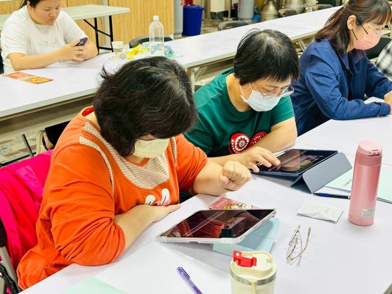 學會基本剪輯工具，一個個的影格隨我創作