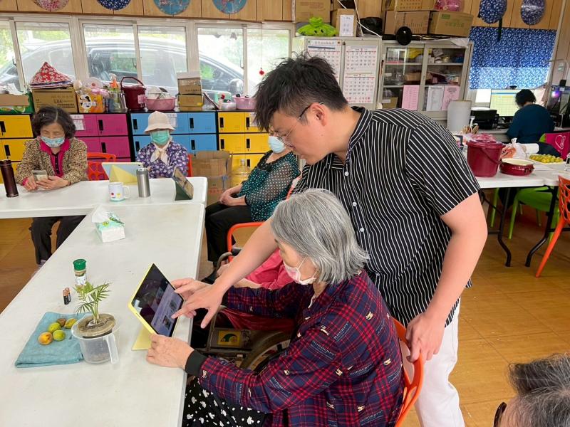 讓長輩了解什麼是智慧鏡頭？在哪裡?