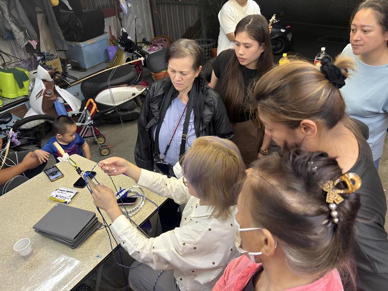 數位玩色弓織B-封面照