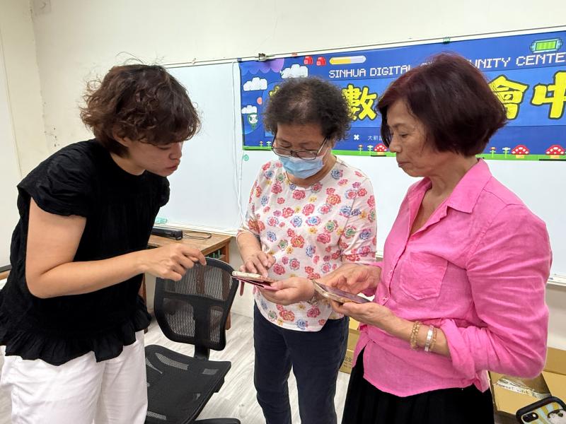 聽見”新”聲-podcast密技解鎖-封面照