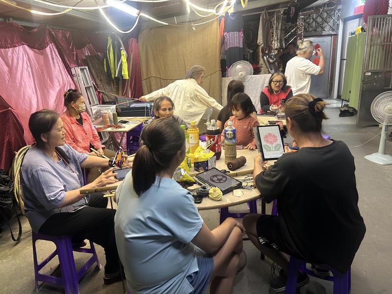 數位玩色弓織C-封面照