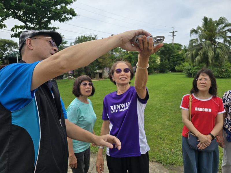 講師讓學員體驗跟拍模式