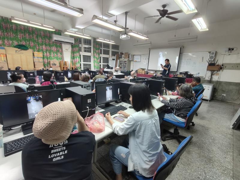 數位幫手培訓-Line功能大揭密-封面照