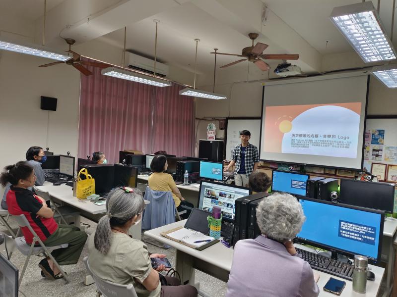 講師介紹製作Podcast選好主題後要決定頻道的名聲音樂與Logo