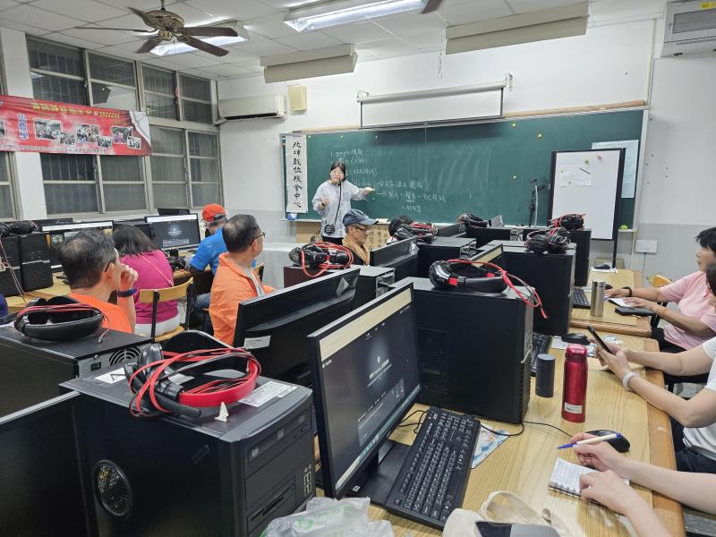 課程融合創意與科技