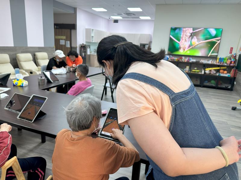 I上繪畫-封面照