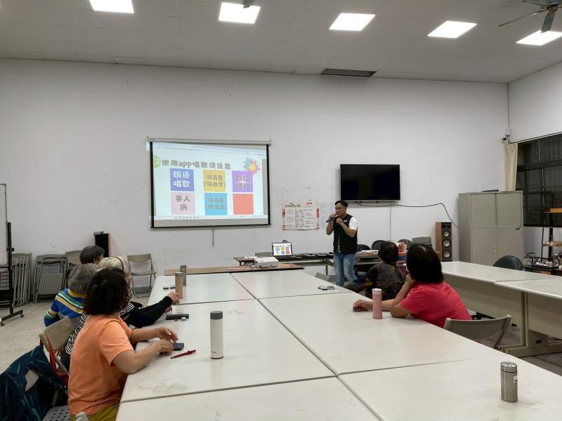 社區歌喉讚A班-封面照