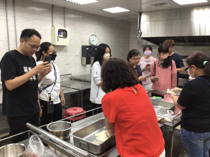 講師示範手機拍攝