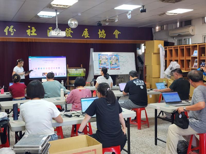 輕鬆打造吸睛設計- 設計軟體實戰應用-封面照