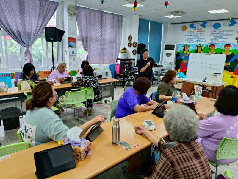 一機在手 回味無窮-照片管理與編輯-封面照