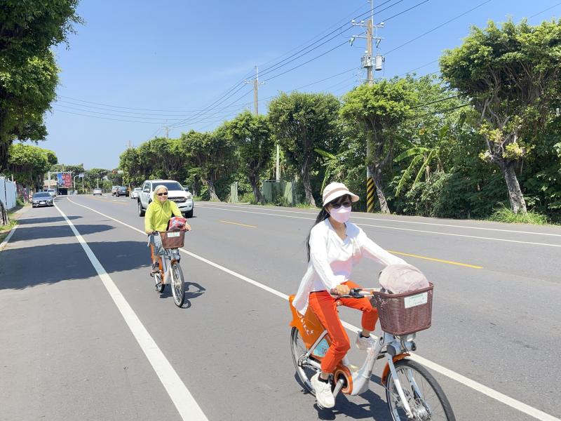 騎到葫蘆埤的合照