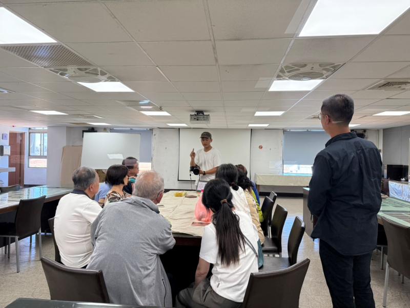 針對相機的部分，讓學員們先了解基礎的運作功能。