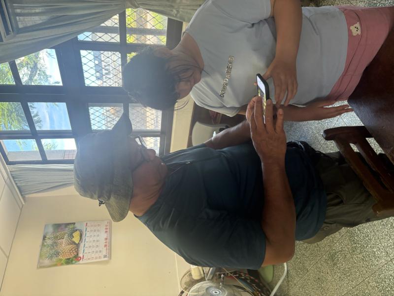 以前我只是隨手拍拍，但現在我會特別注意背景是不是乾淨、光線從哪裡來、主角有沒有對焦清楚。老師常說：「拍照不是設備好就行，而是你有沒有用心看。」