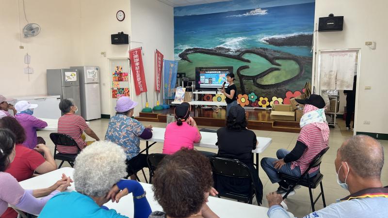 樂齡數位探索-封面照