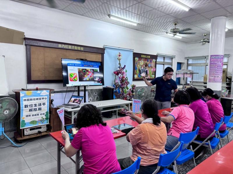 導入「數位健康促進」概念，例如推薦使用「水果忍者」，將數位工具變成生活中的助力。