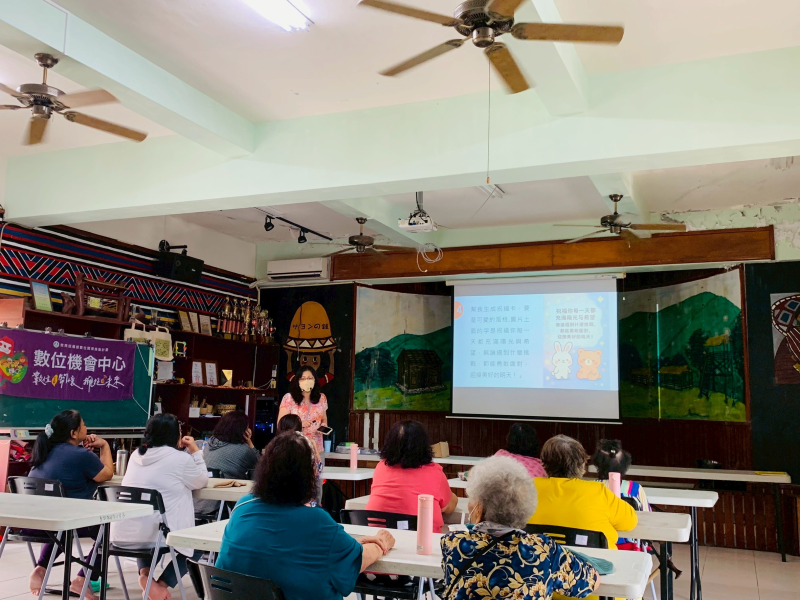 在科技與情感交會的時刻，金岳的長輩們，用數位寫下最真的心意