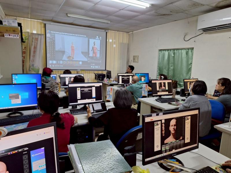 老師指導學員運用virtual lighting studio虛擬燈光工作室軟體操作打光設定