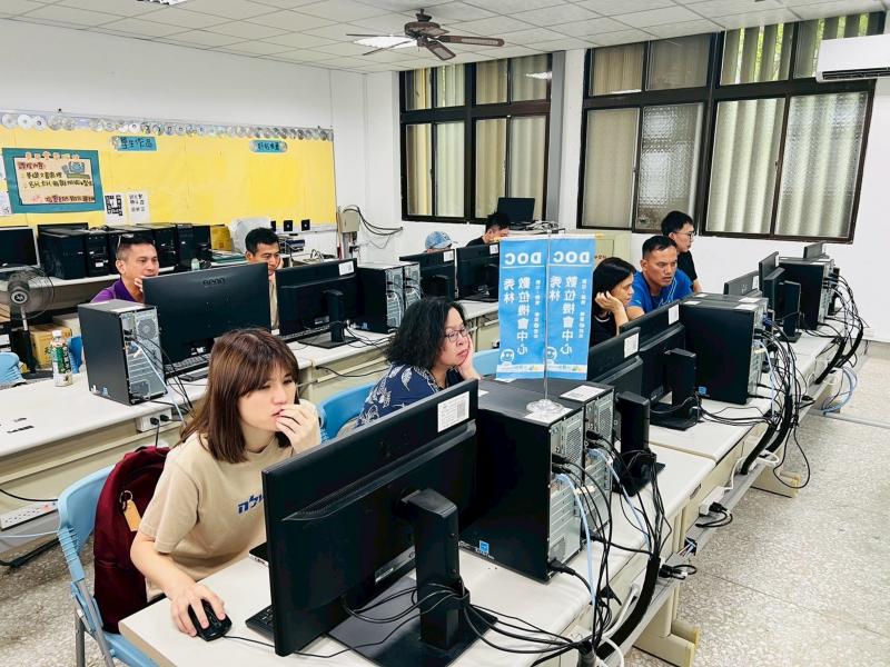 AI數位時代：數位生成術-封面照