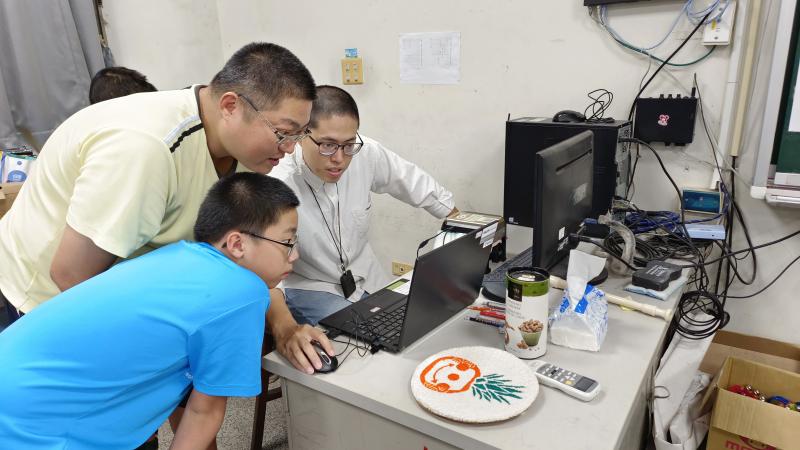 先看一下做好的圖