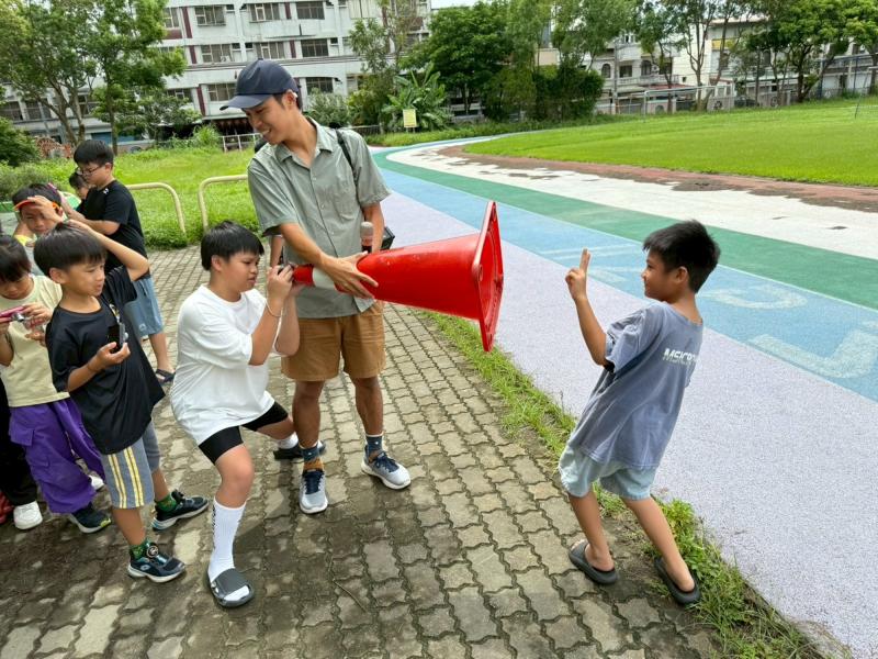 運用不同的角度跟視角拍照