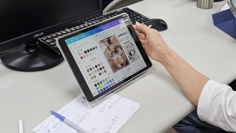 課程延伸使用Canva，讓AI加設計工具，發揮更強大個功能性。