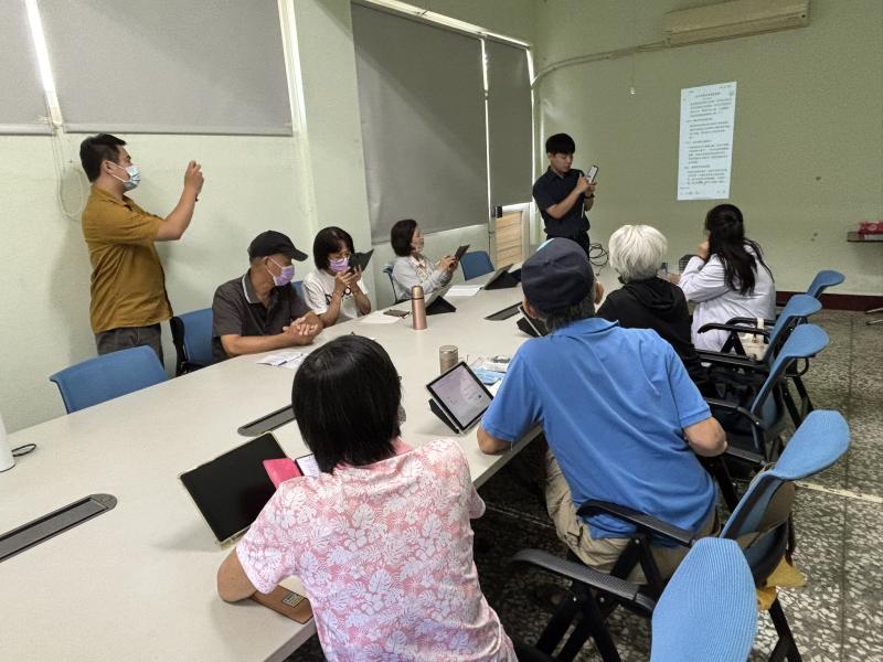 民眾積極參與 AI 課程