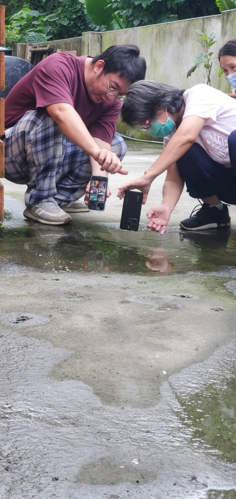 帶學員到戶外拍攝照片