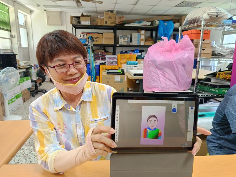 學員開心展現成果