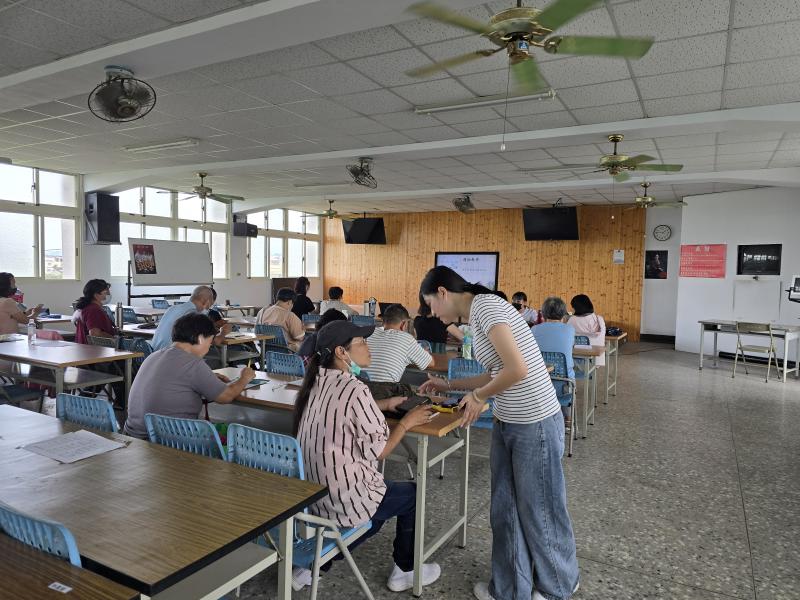 網購比價聰明購-封面照