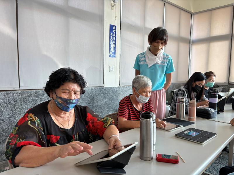 AI新世界-文案與繪圖、辨別假消息-封面照