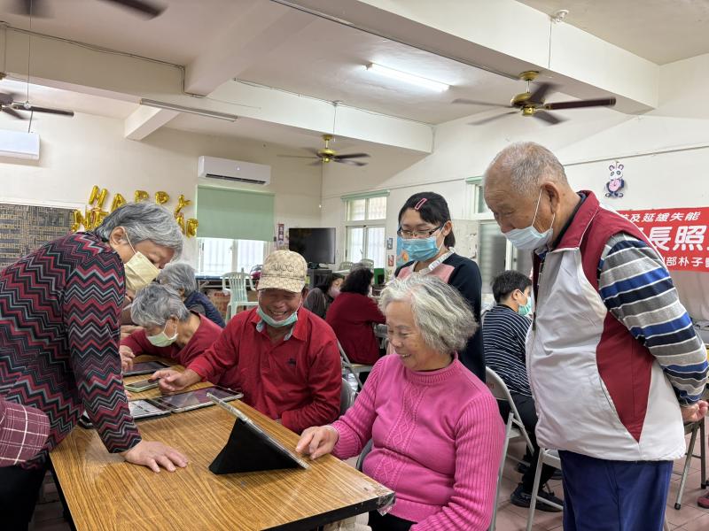 學員互動練習，享受益智遊戲的樂趣與挑戰