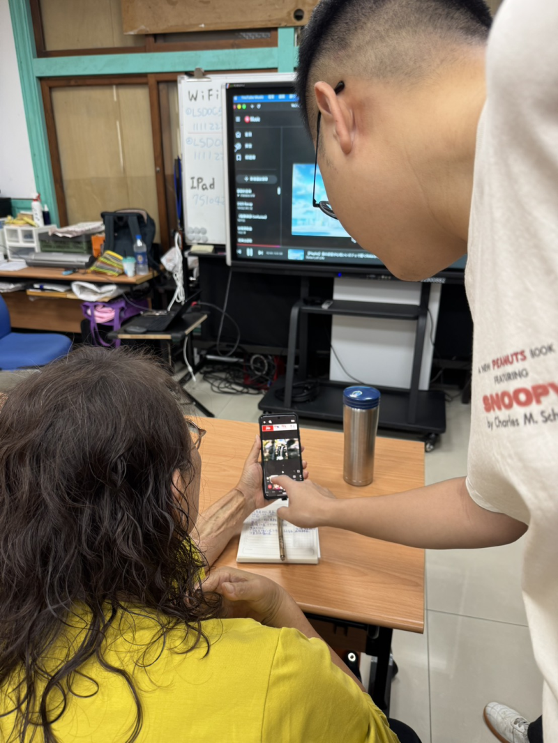 講師教導學員操作步驟