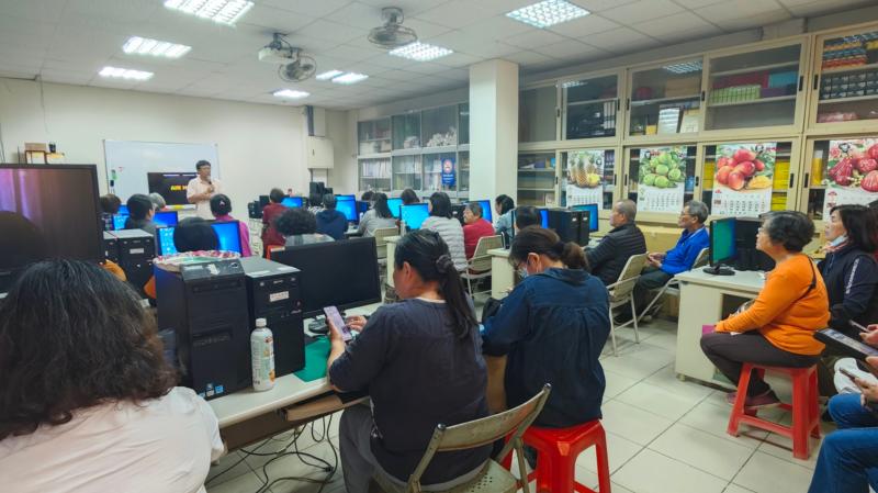 高朋滿座的學員