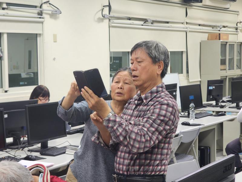 學員主動分享自己做出來的成果