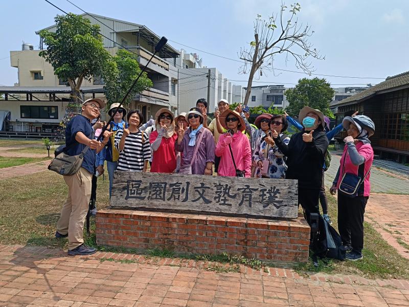 外拍景點大合照