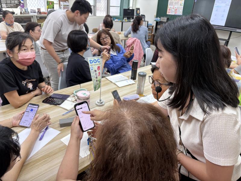 認真的講師及學員