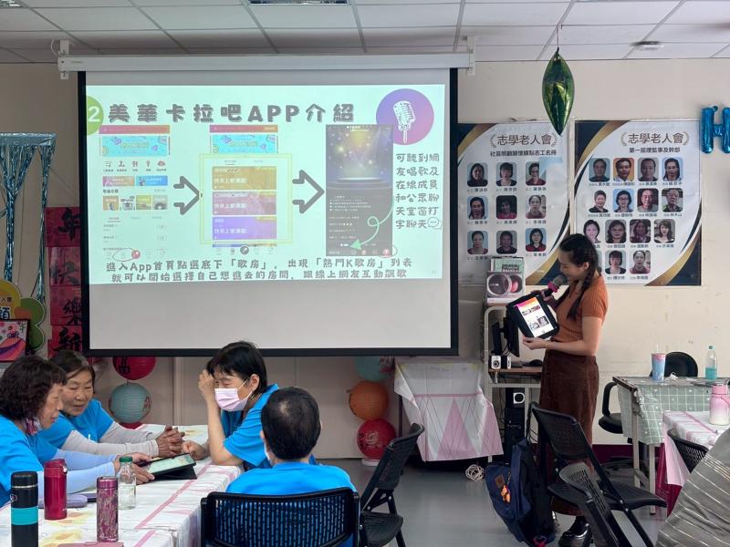 社區歌喉讚B班-封面照