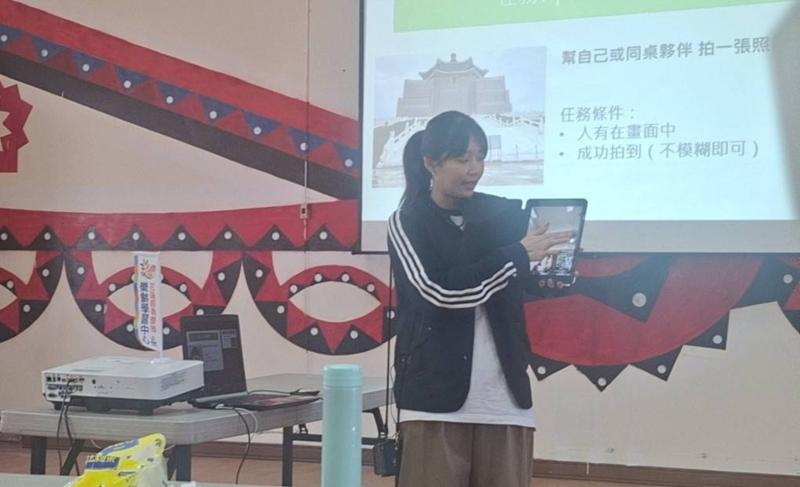 平板輕輕點・快樂每一天B班-封面照