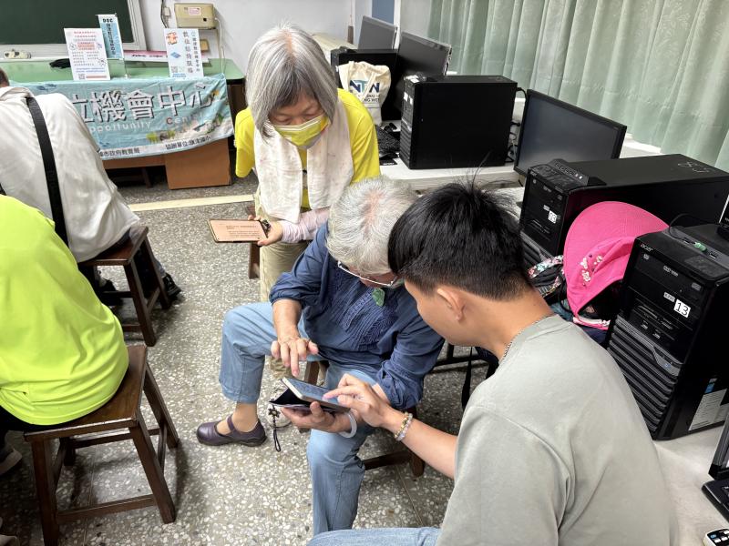 有遇到不懂的地方隨時向老師發問,能及時得到最專業的解答