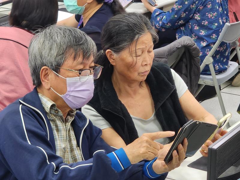 學員學習照片