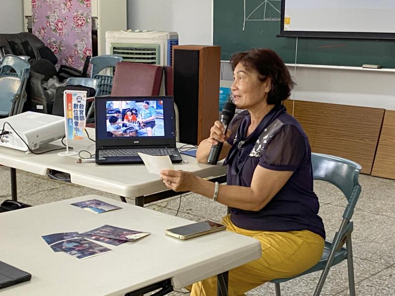 照片故事分享，海口村村長口述與紀錄珍貴回憶