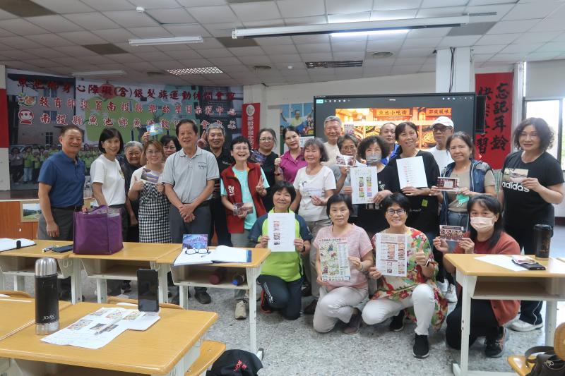 紅茶鄉長廖學輝參加，AI輕鬆學：文案及圖像創意應用，留下珍貴的學習故事。