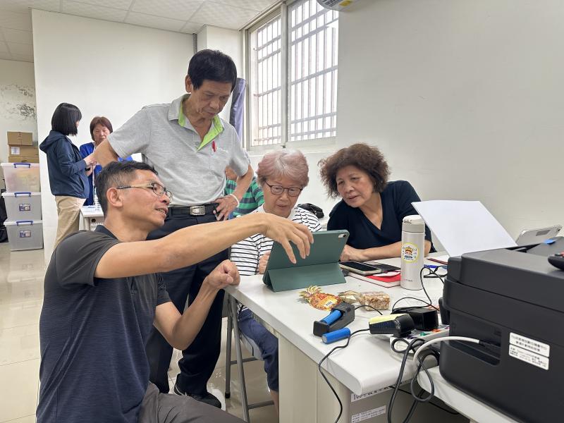 一起嘗試編輯關卡故事