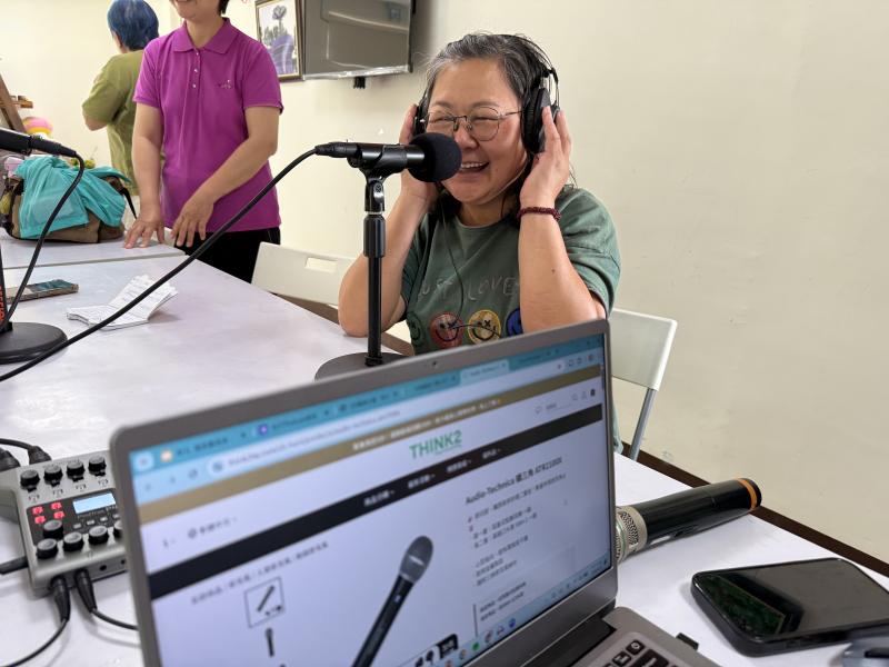 學習用聲音說故事，練習如何把情感、記憶與想法透過聲音自然地傳遞出去。