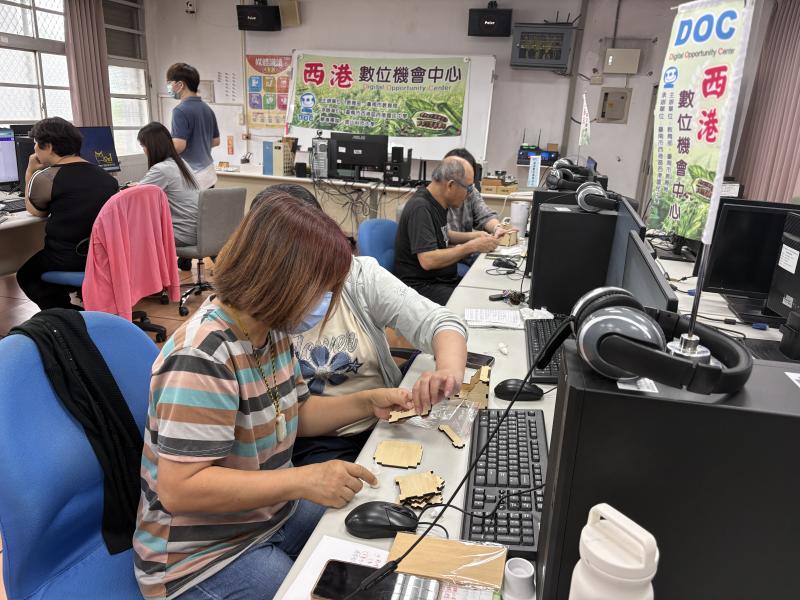 溫馨的互相交流學習